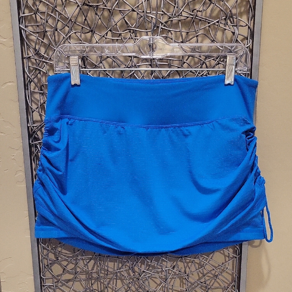 Zella Vibrant Blue Skort - Picture 5 of 10